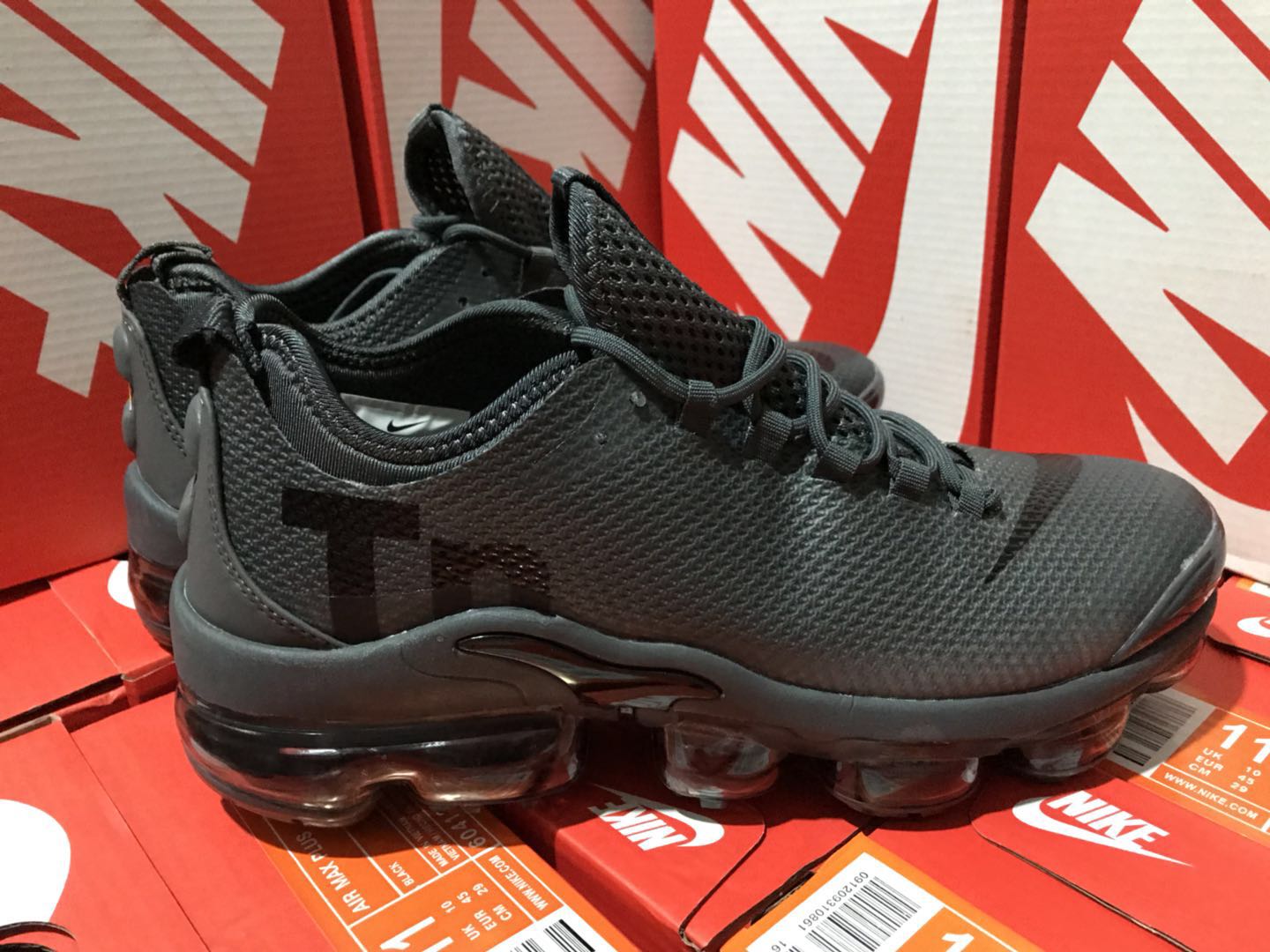 Nike Air Max VaporMax TN Carbon Grey